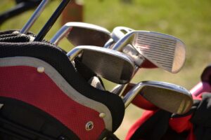 Golfausrüstung günstig versichern 2024 mit AMB Allfinanz Makler - Ihre unabhängigen Versicherungsmakler. Beratungskompetenz seit 1988 !